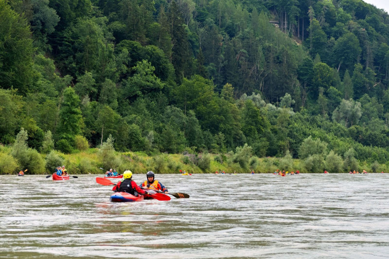 100 Teilnehmer demonstrieren für freifließende Salzach